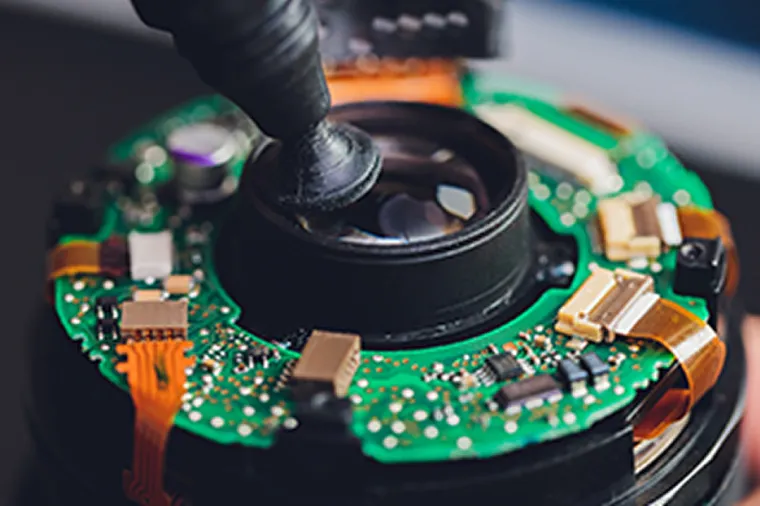 光学、精密機構、センシング、電気・制御設計まで、ワンストップ対応